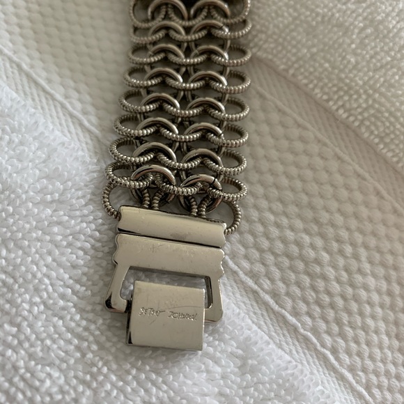 Betsey Johnson chain watch with case and pillow - Picture 4 of 14